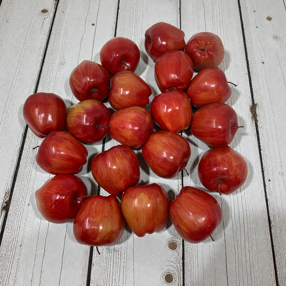 Unbranded Other - Vintage Lot 20 x Red Apples Faux Fruit Realistic Farmhouse Cottage Decor Display